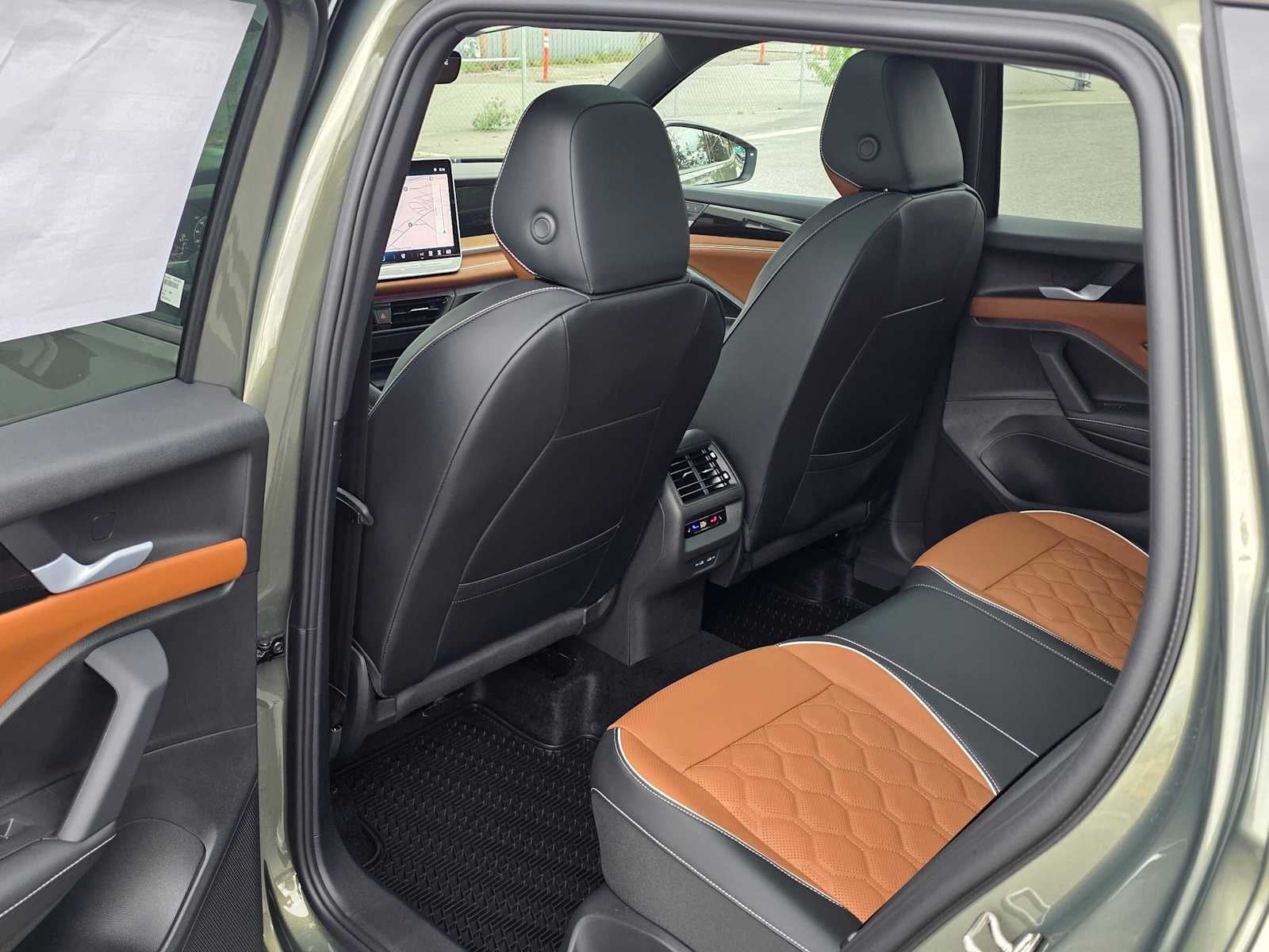 2026 Volkswagen Tiguan 2.0T SEL R-Line Turbo