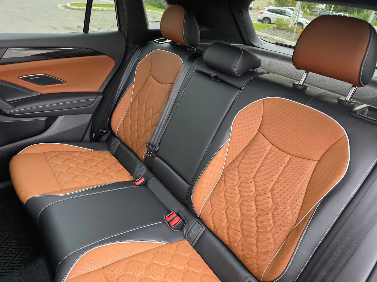 2026 Volkswagen Tiguan 2.0T SEL R-Line Turbo