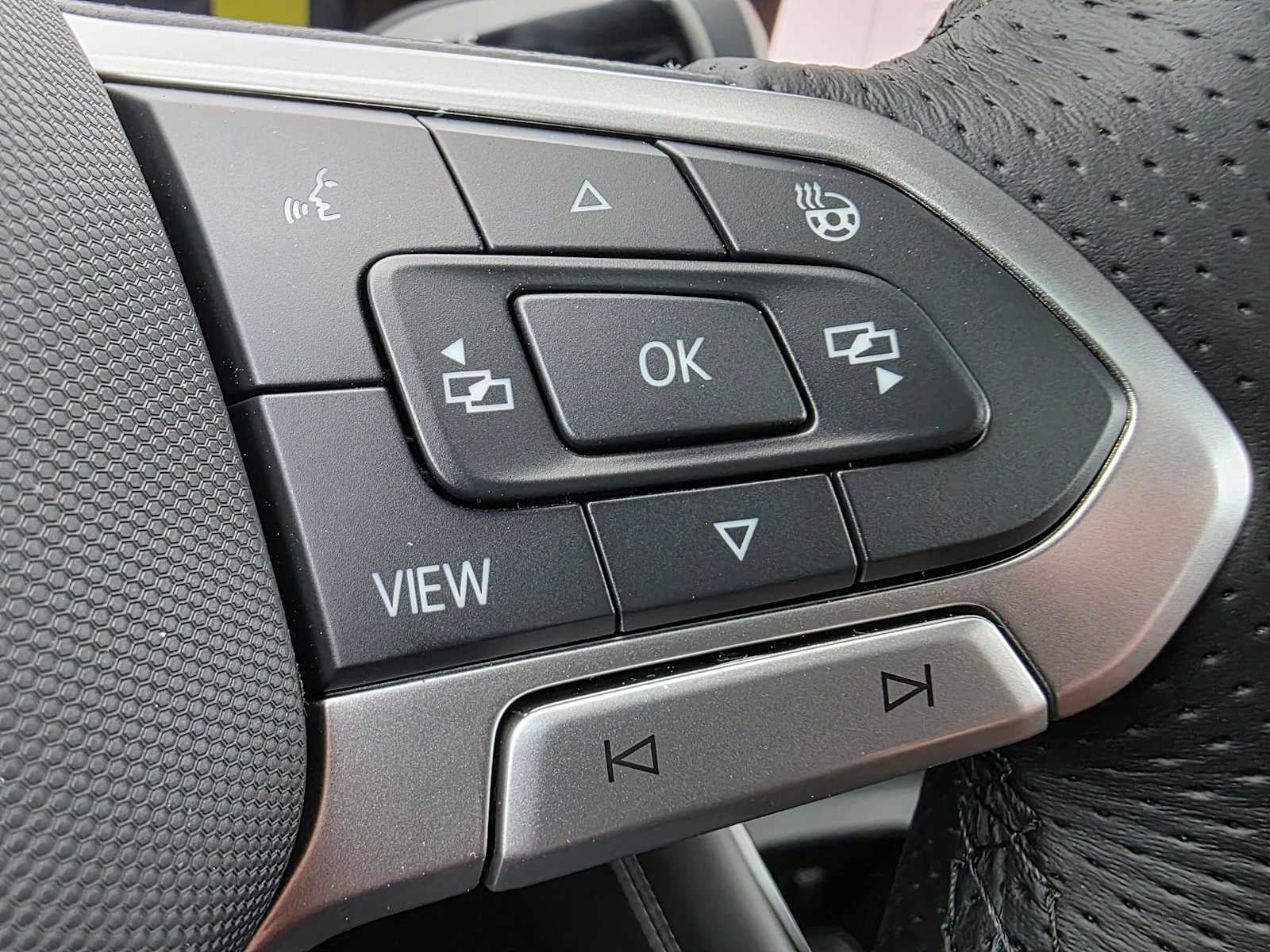 2026 Volkswagen Tiguan 2.0T SEL R-Line Turbo