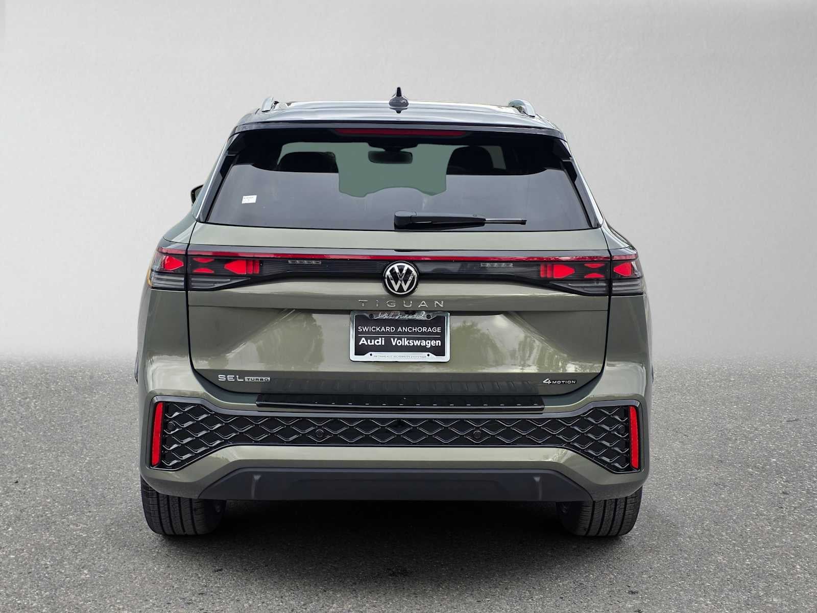 2026 Volkswagen Tiguan 2.0T SEL R-Line Turbo