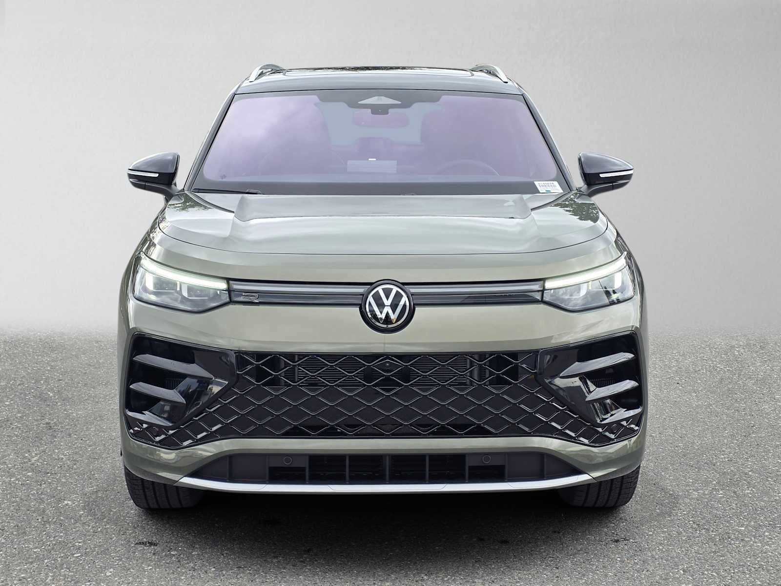 2026 Volkswagen Tiguan 2.0T SEL R-Line Turbo