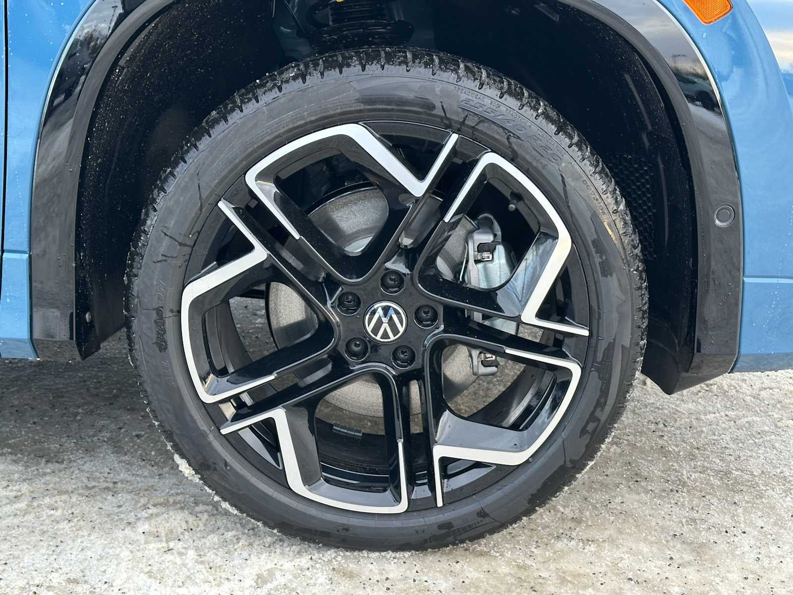 2026 Volkswagen Tiguan 2.0T SEL