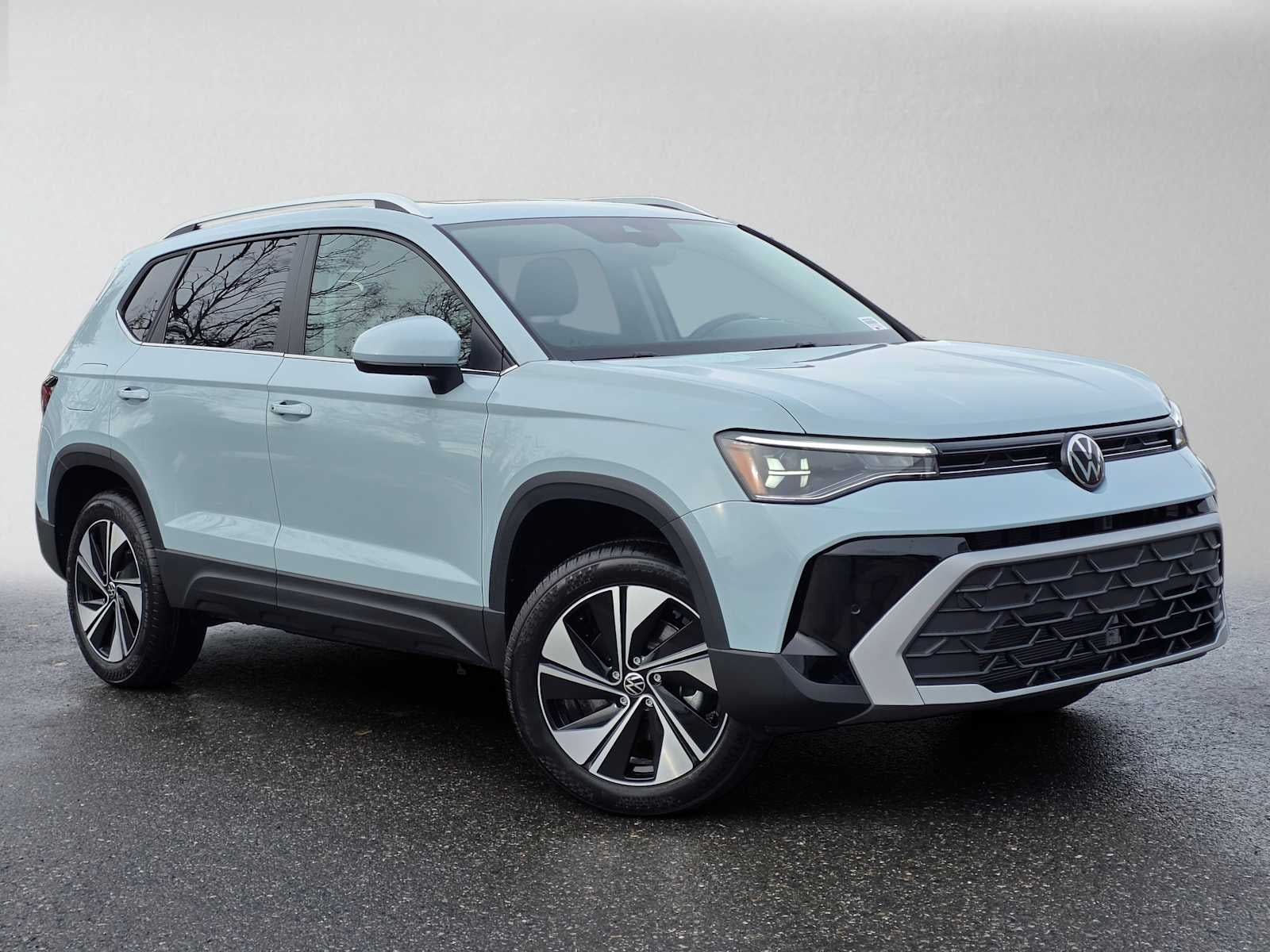 2027 Volkswagen Taos SE