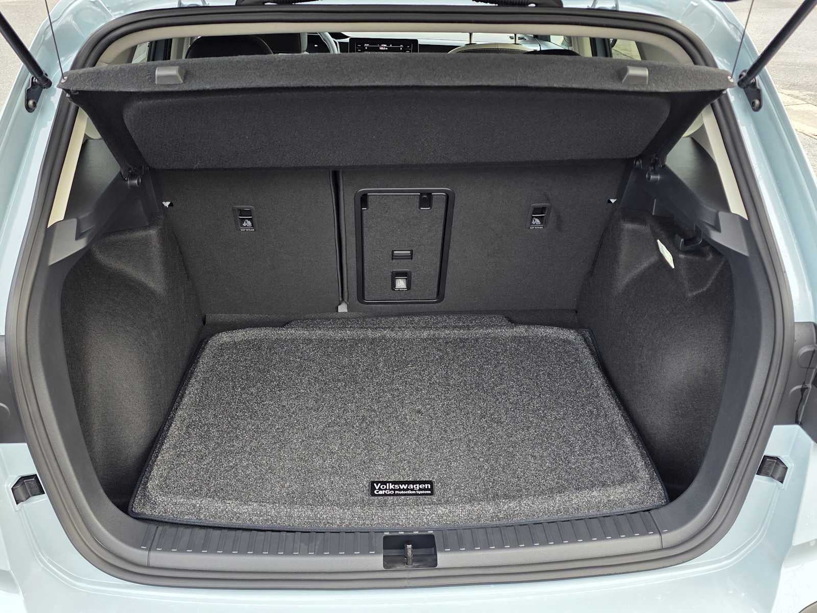 2027 Volkswagen Taos SE