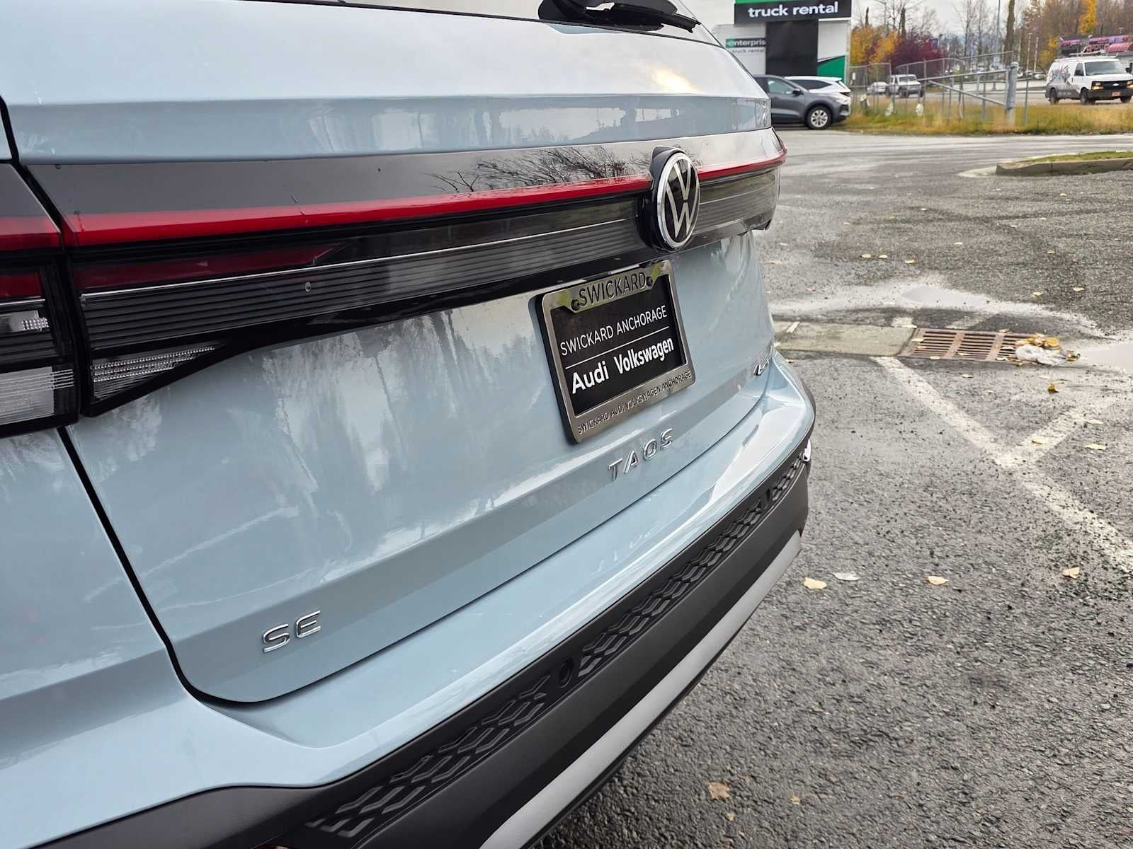2027 Volkswagen Taos SE