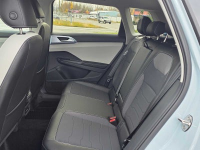 2027 Volkswagen Taos SE