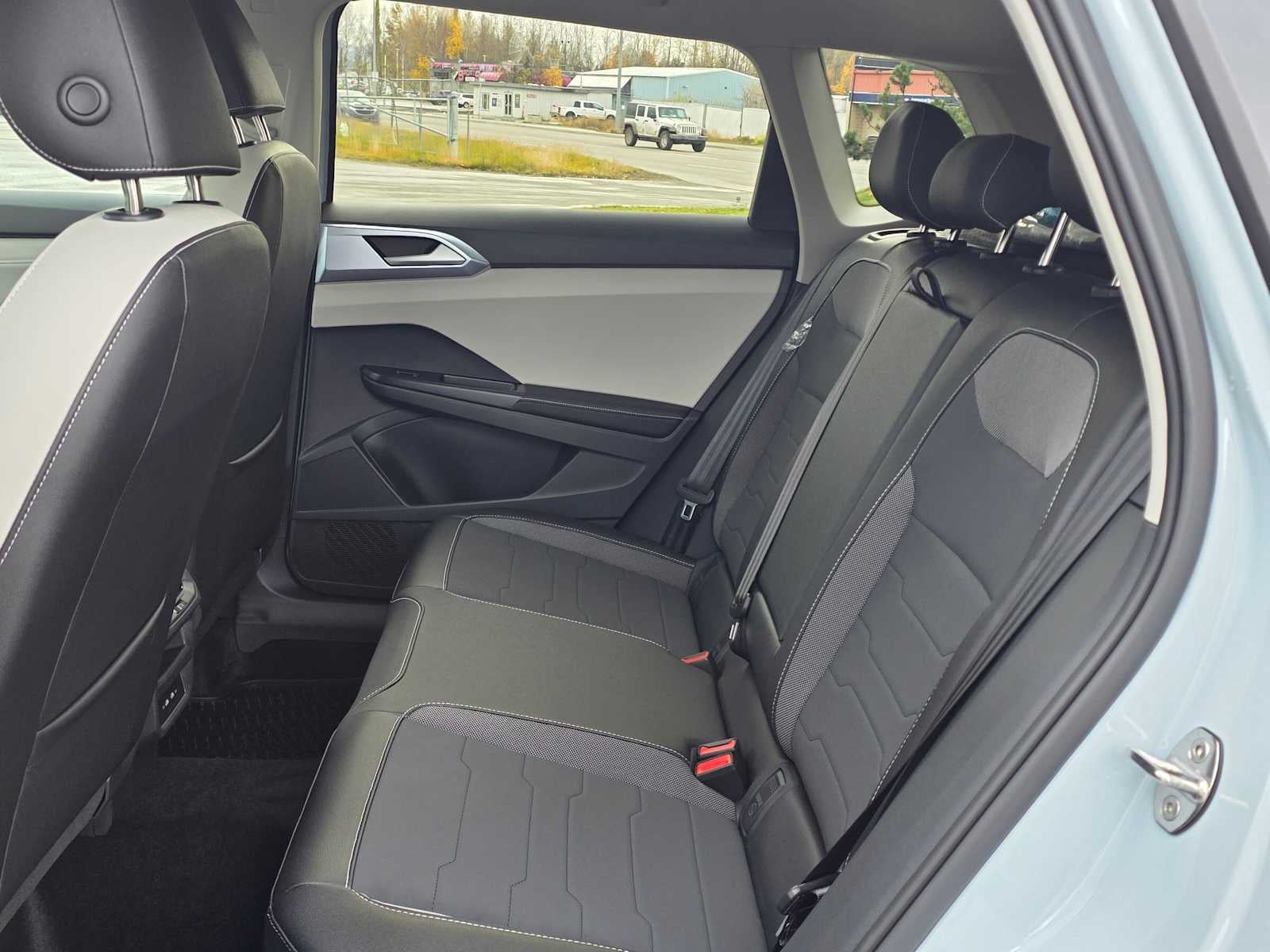 2027 Volkswagen Taos SE