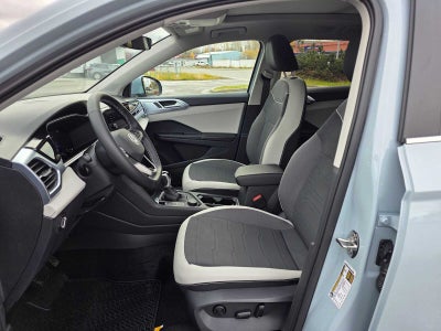2027 Volkswagen Taos SE