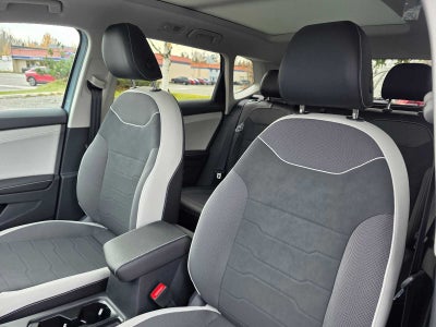 2027 Volkswagen Taos SE