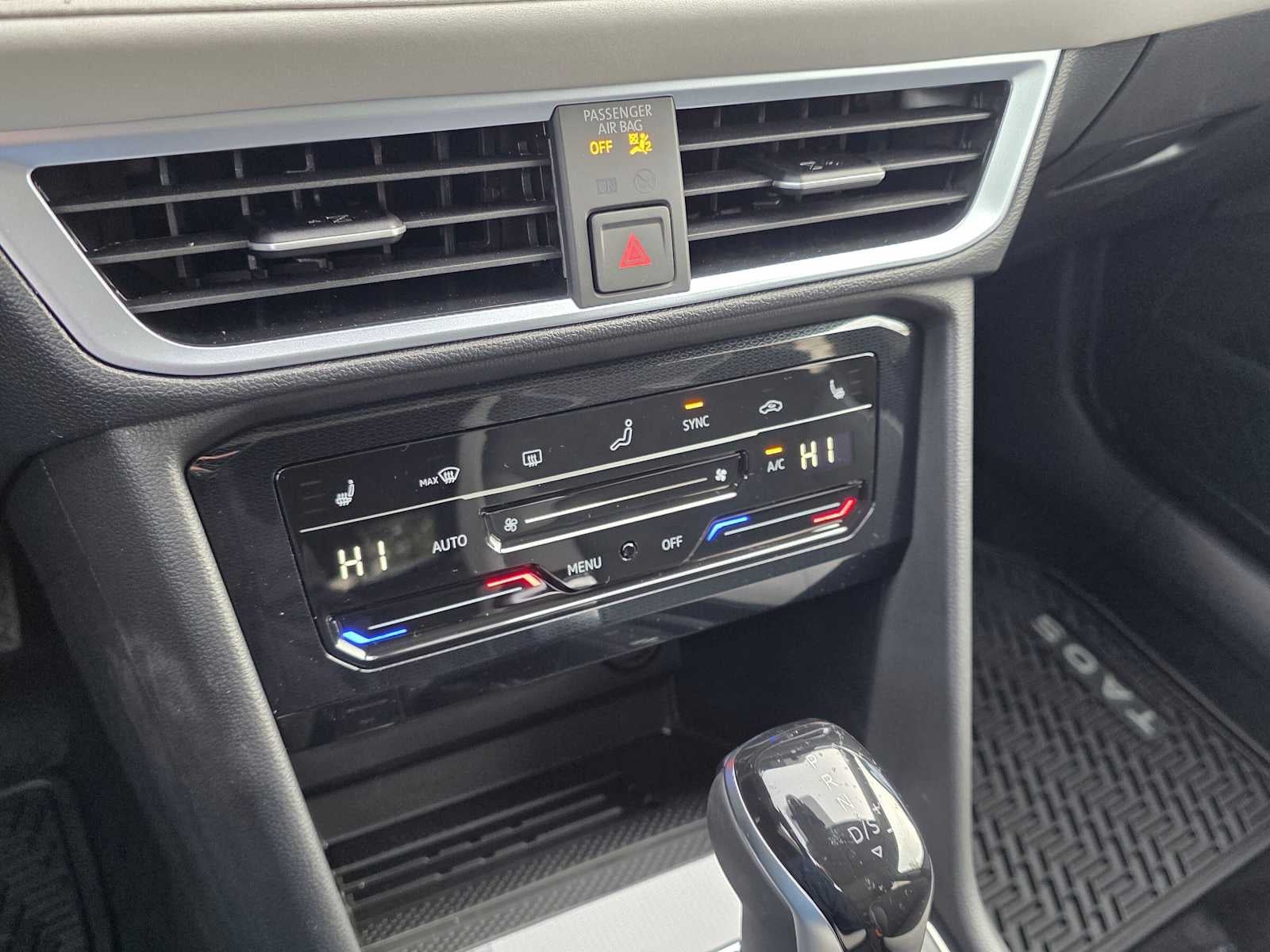 2027 Volkswagen Taos SE
