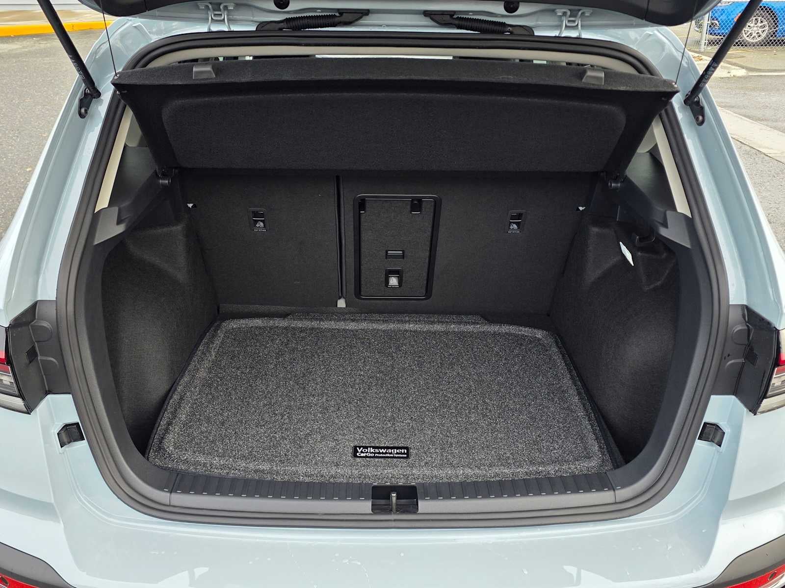 2027 Volkswagen Taos SE