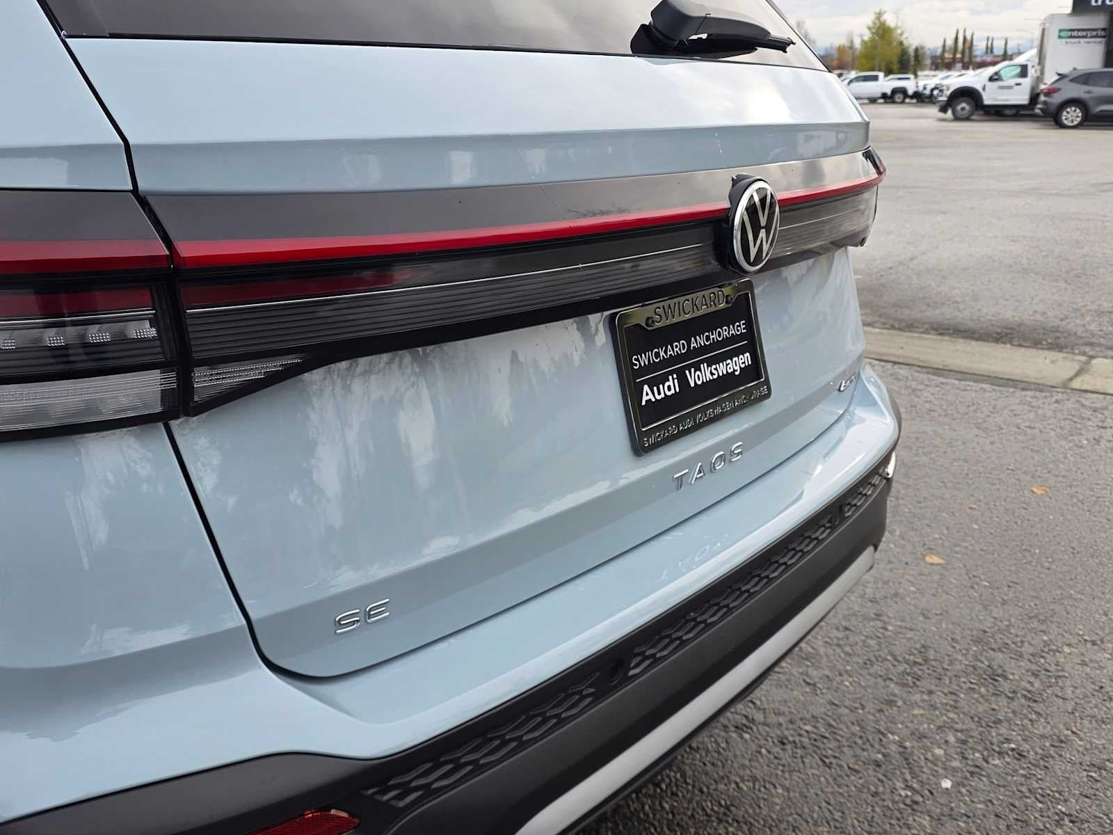 2027 Volkswagen Taos SE