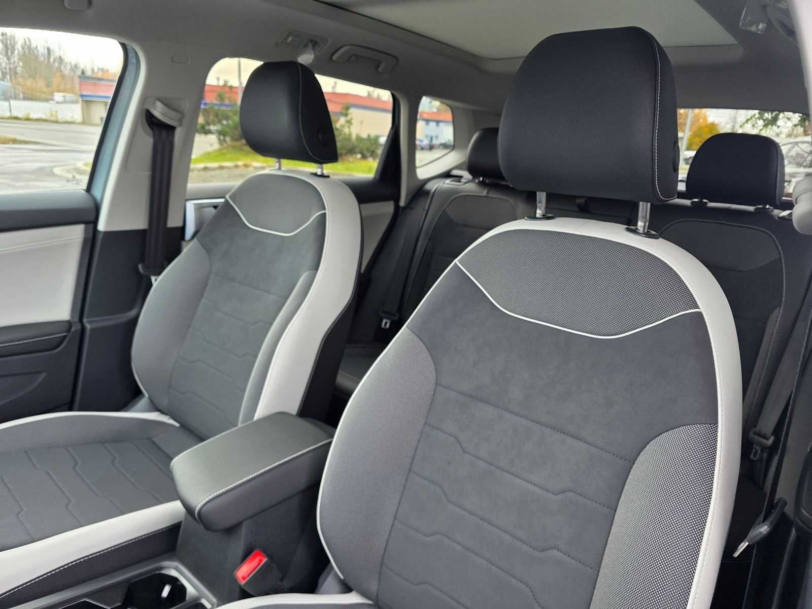 2027 Volkswagen Taos SE