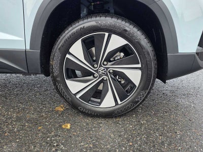 2027 Volkswagen Taos SE