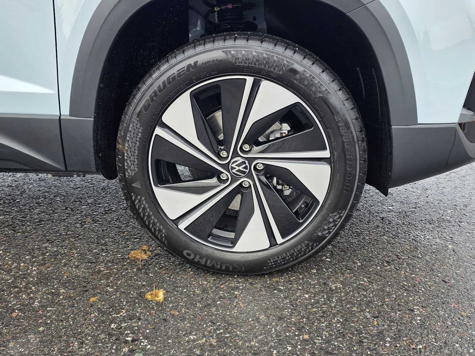2027 Volkswagen Taos SE