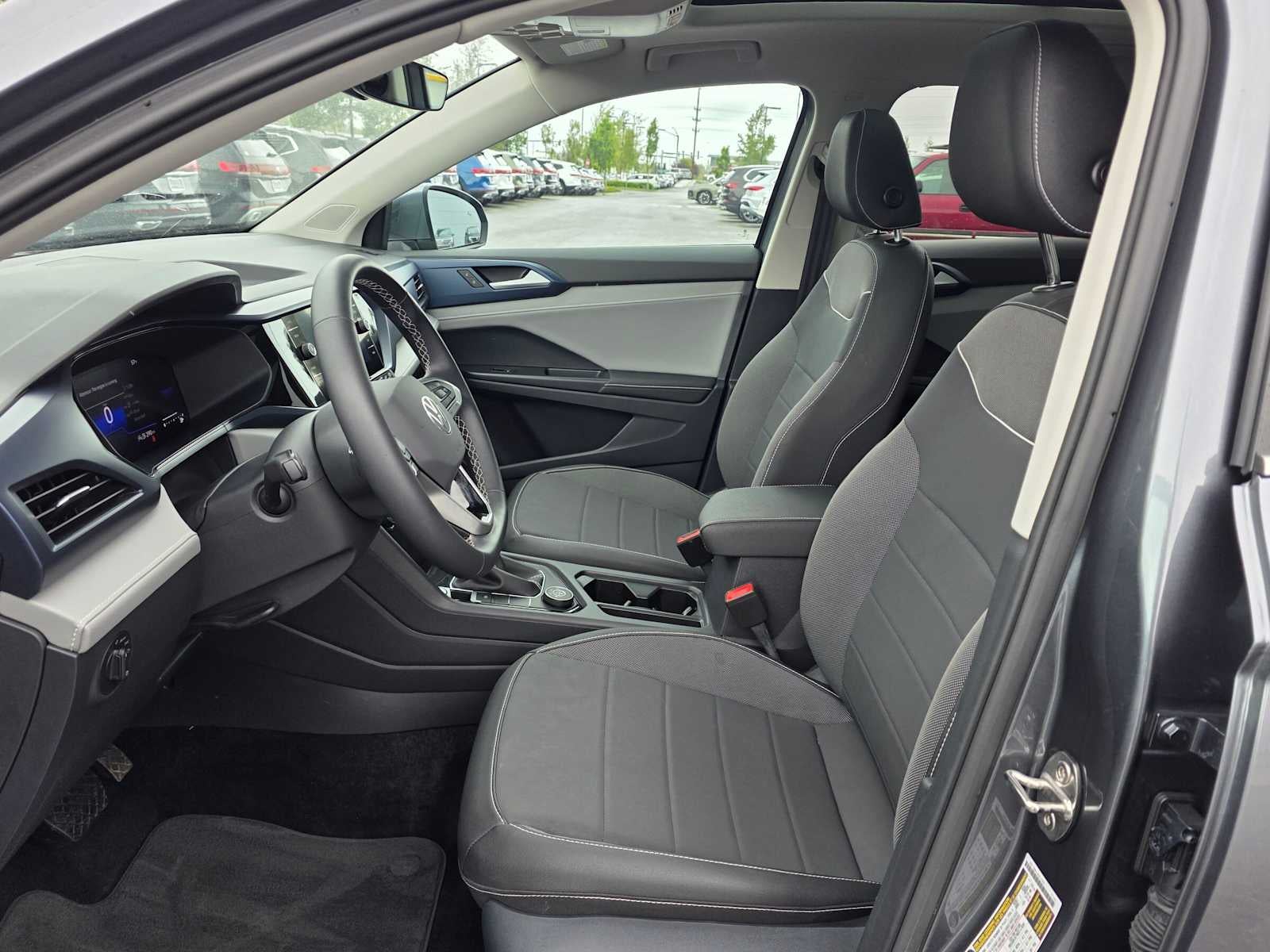 2024 Volkswagen Taos 1.5T SE