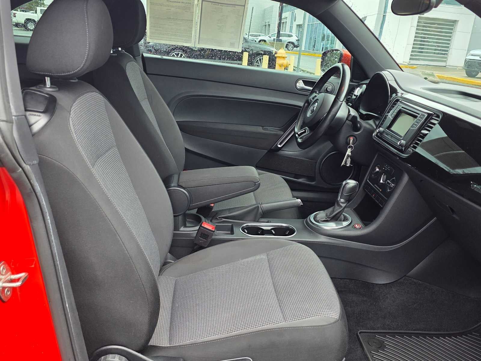 2019 Volkswagen Beetle S