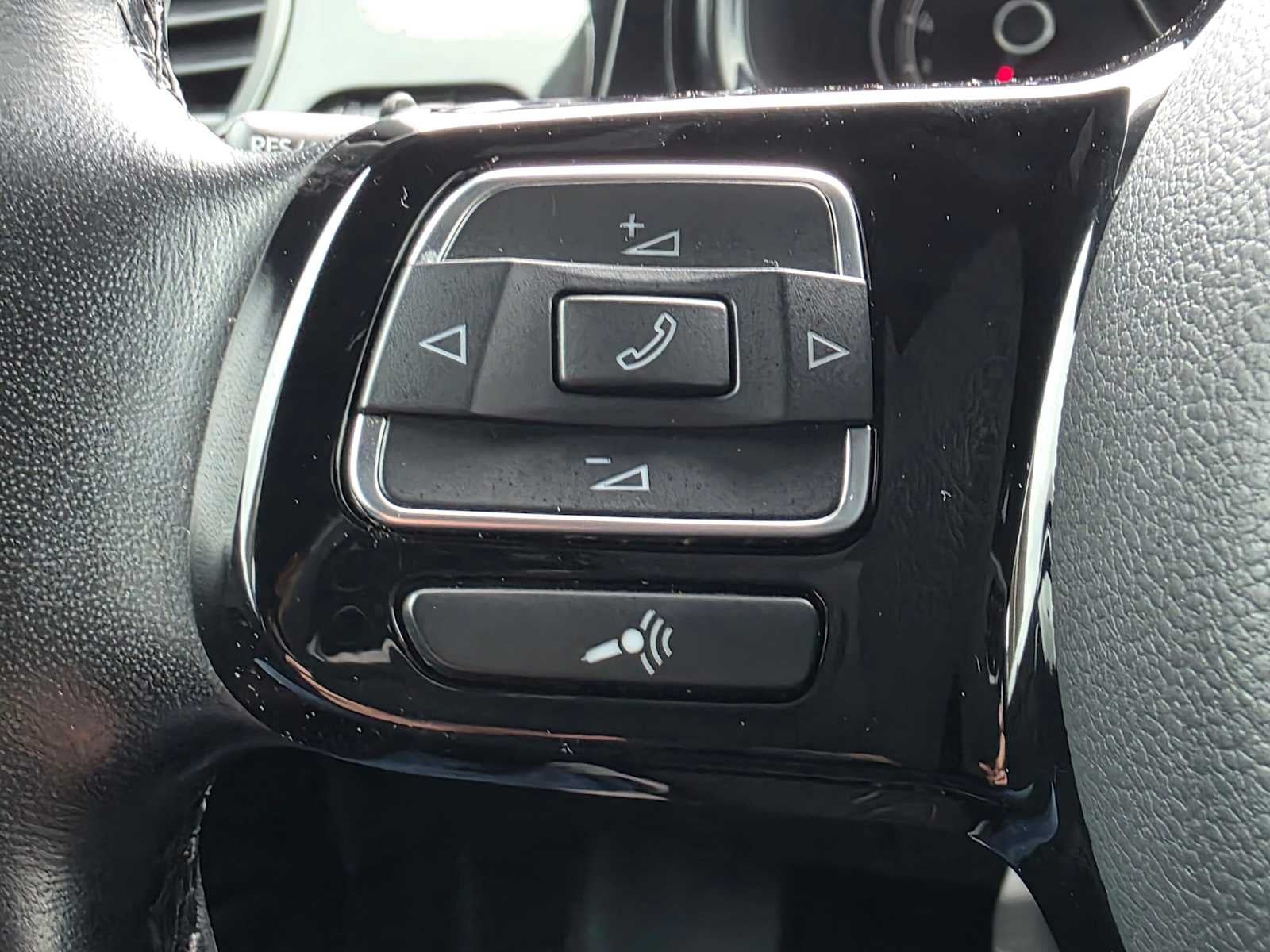 2019 Volkswagen Beetle S