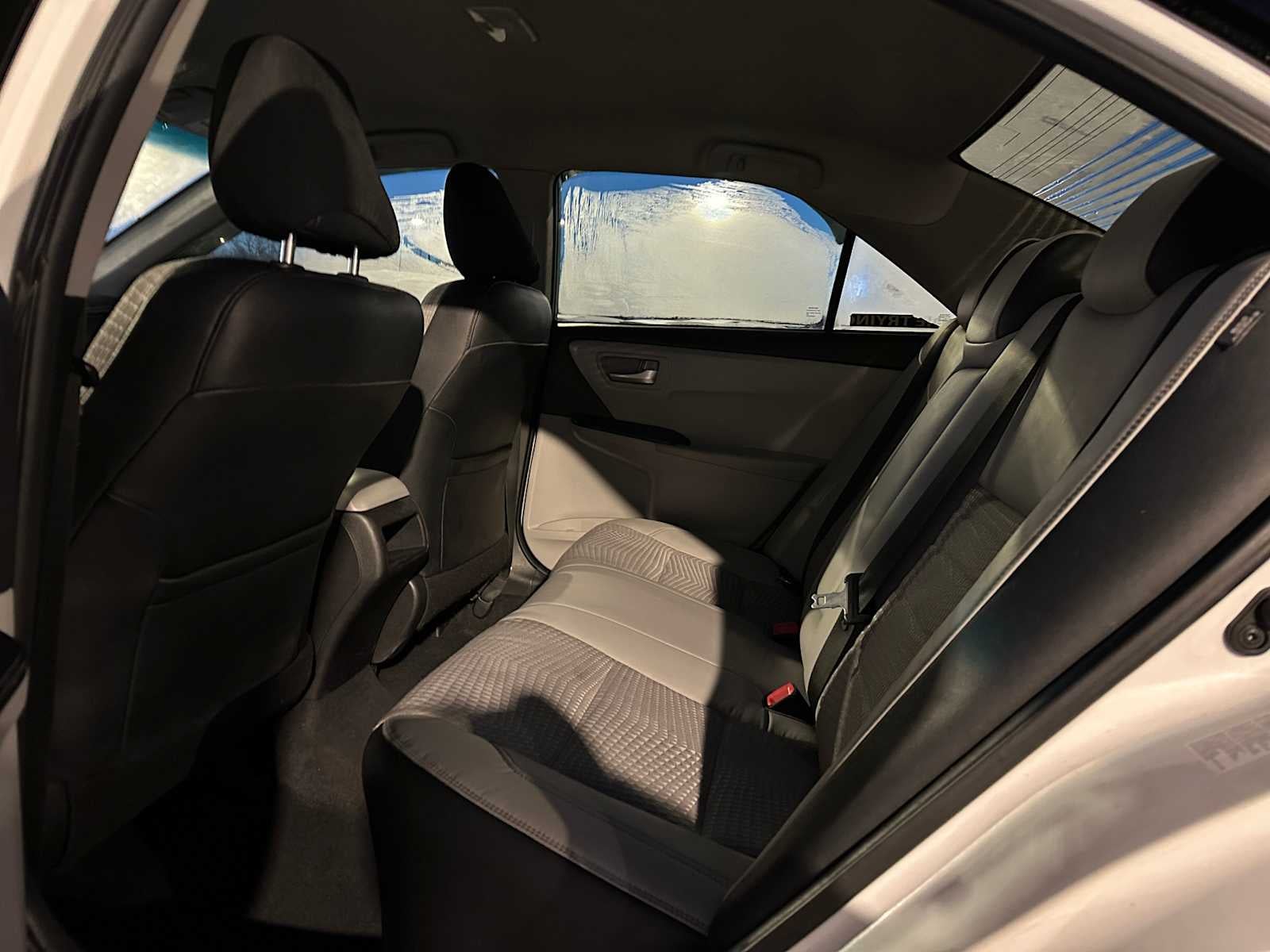 2015 Toyota Camry SE