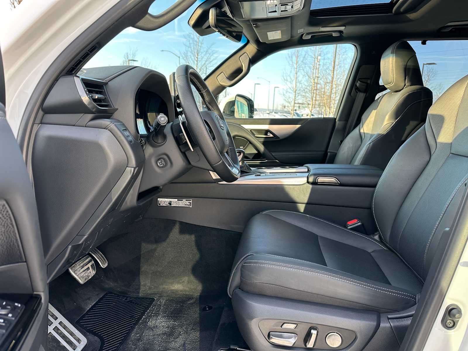 2024 Lexus LX F SPORT