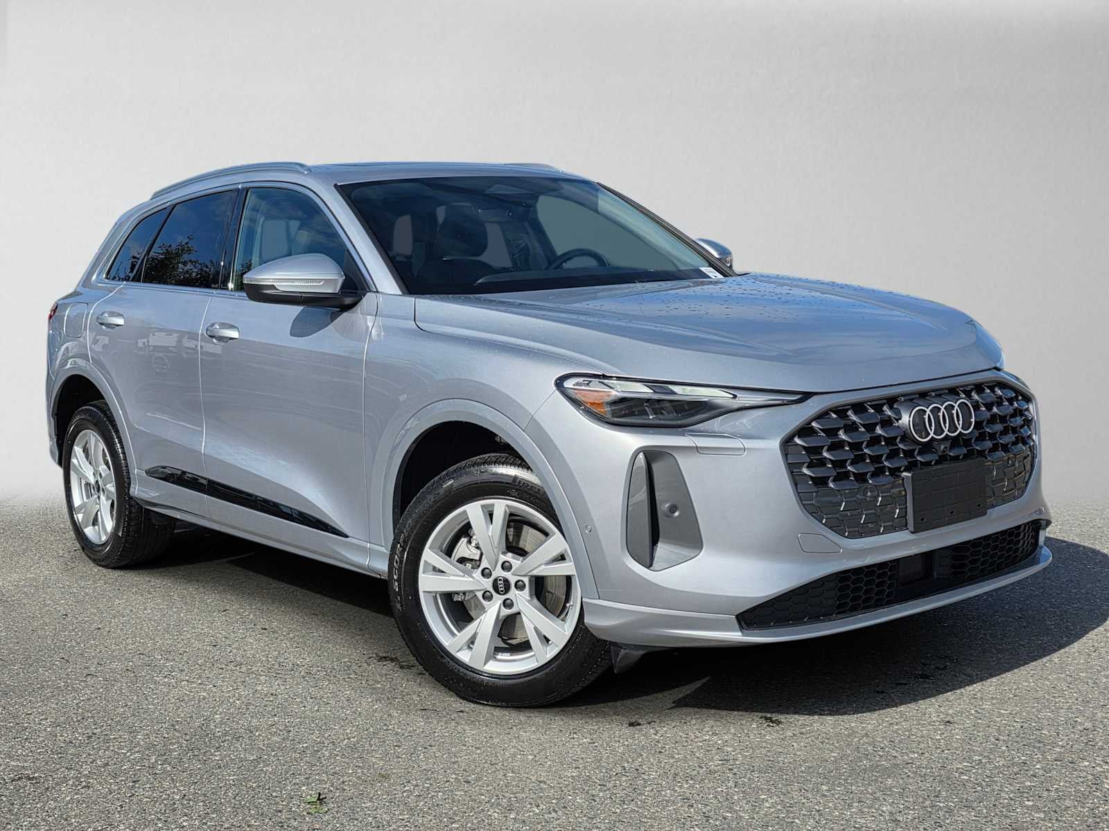 2025 Audi New Q5 Premium