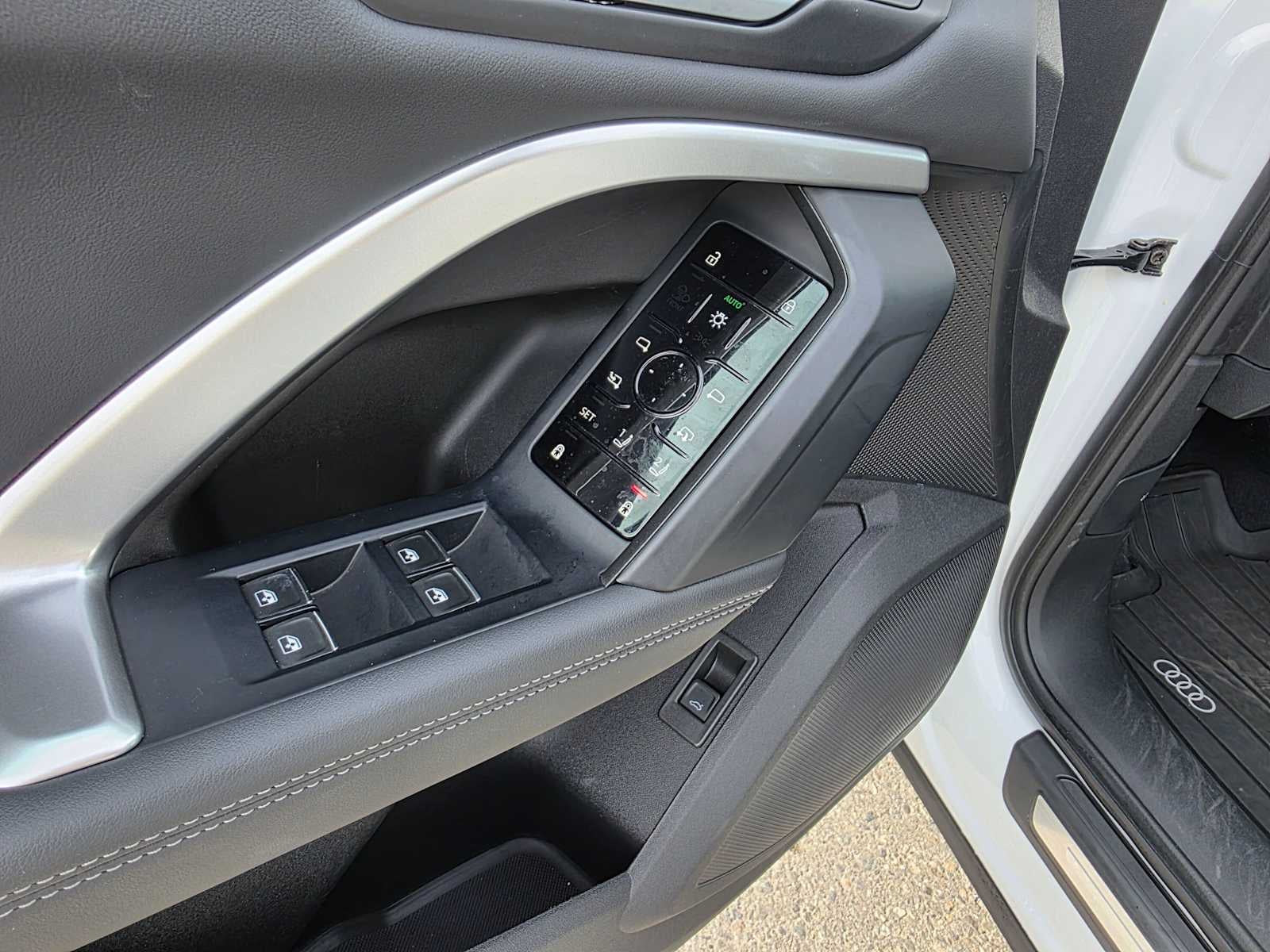2025 Audi New Q5 Premium