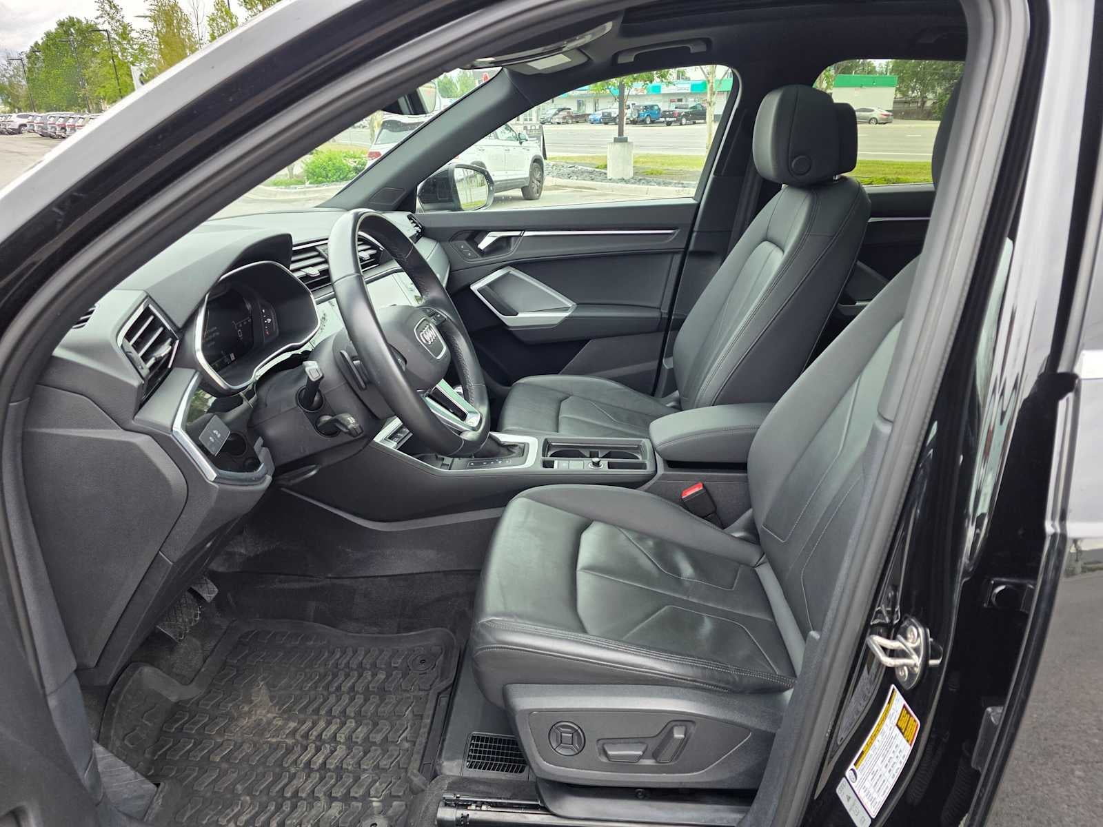 2023 Audi Q3 S line Premium Plus