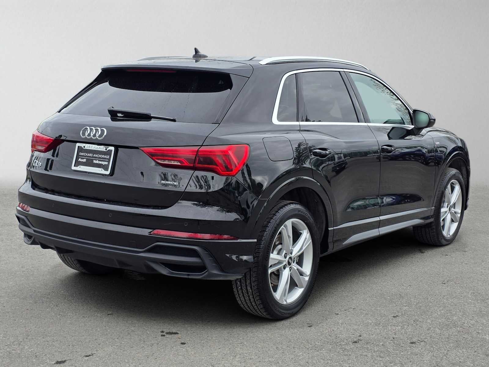 2023 Audi Q3 S line Premium Plus