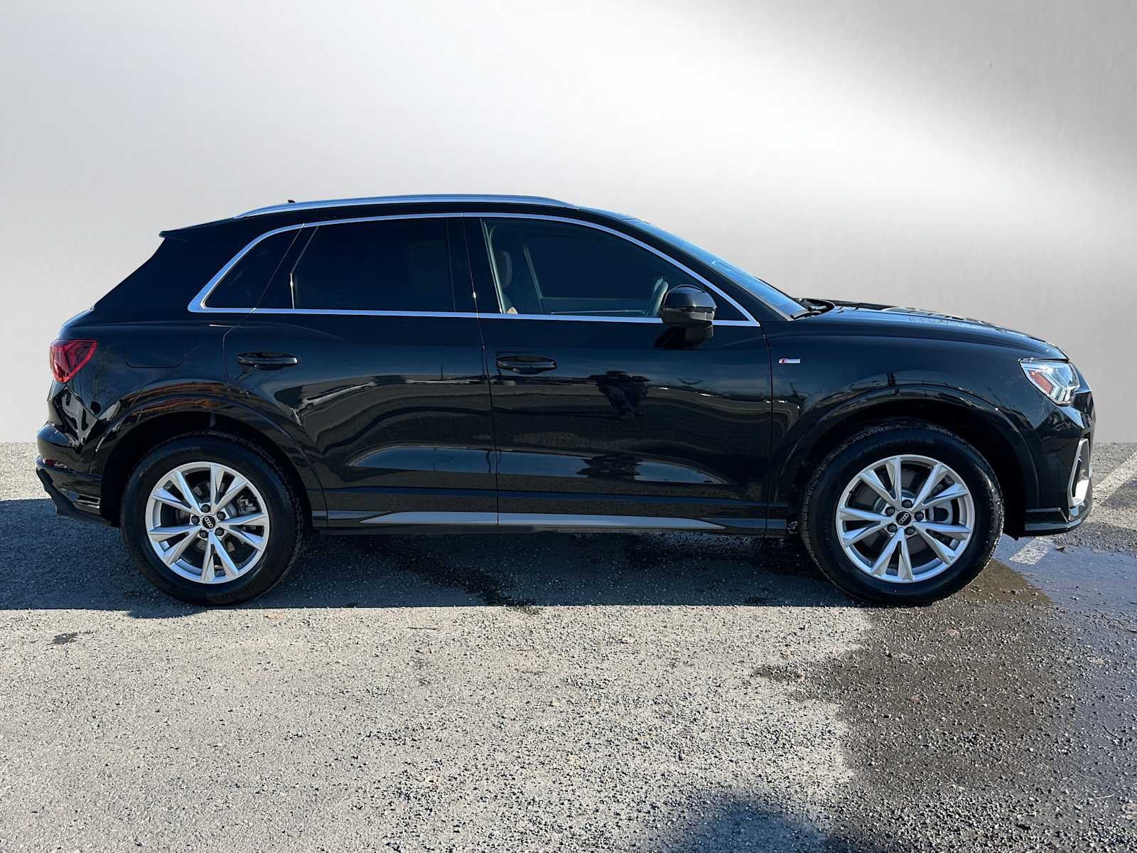 2025 Audi Q3 S line Premium Plus