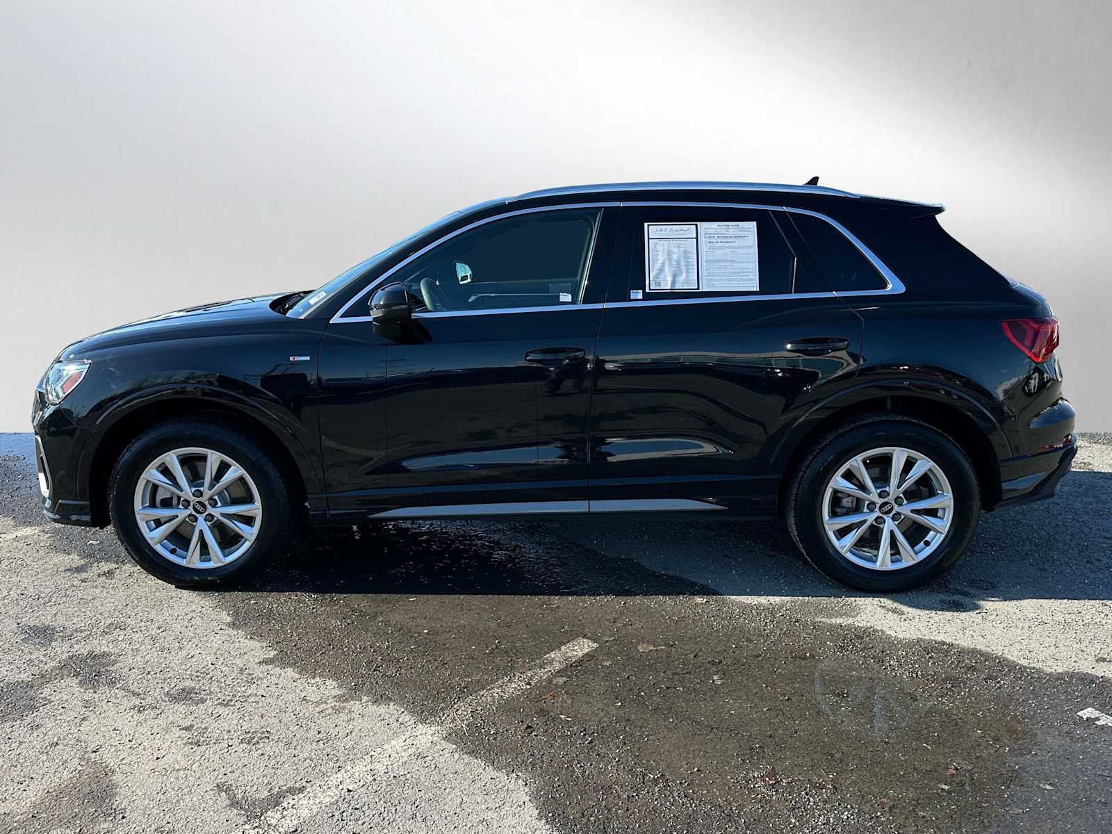 2025 Audi Q3 S line Premium Plus
