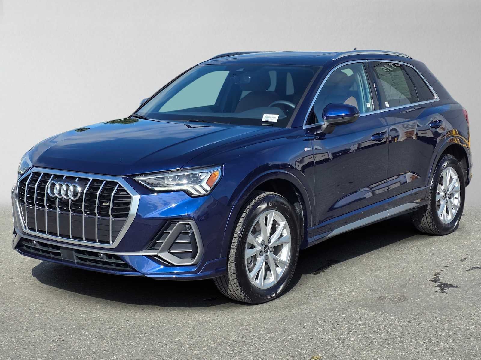 2025 Audi Q3 S line Premium Plus