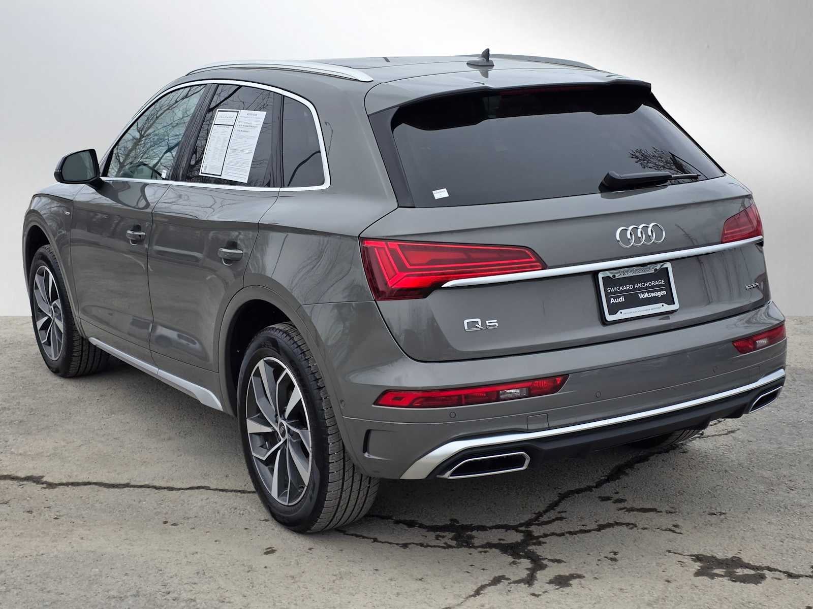 2025 Audi Q5 S line Prestige