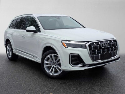 2025 Audi Q7 Premium Plus