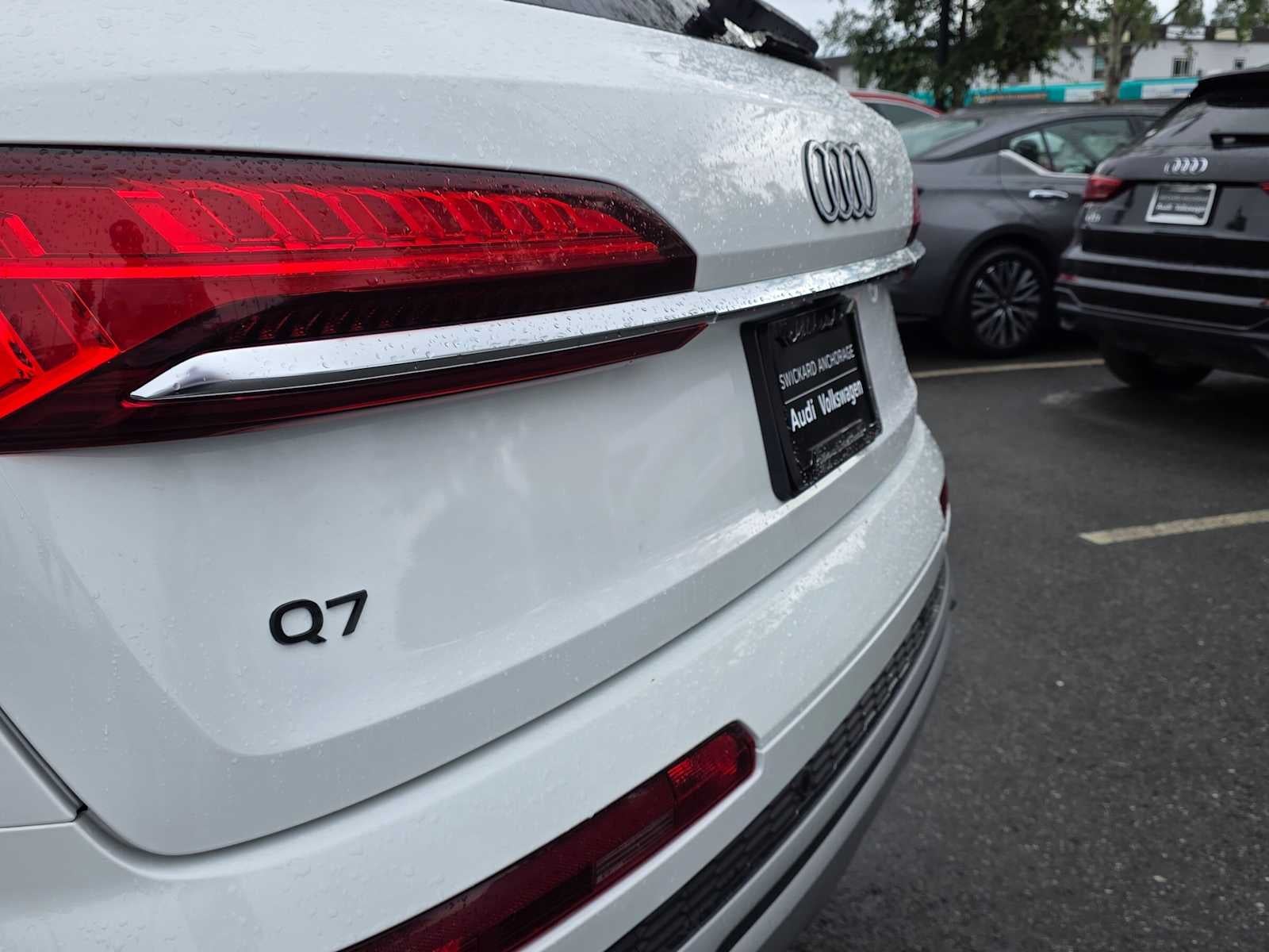 2025 Audi Q7 Premium Plus