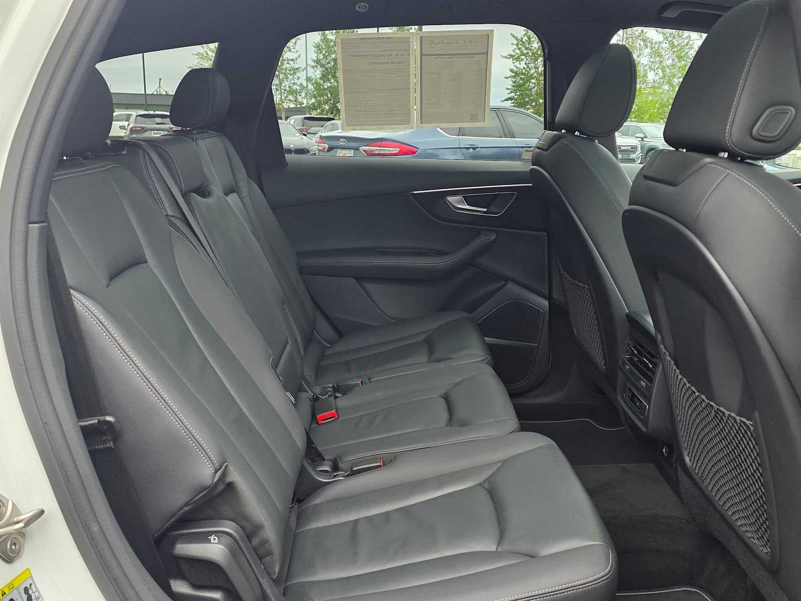 2025 Audi Q7 Premium Plus