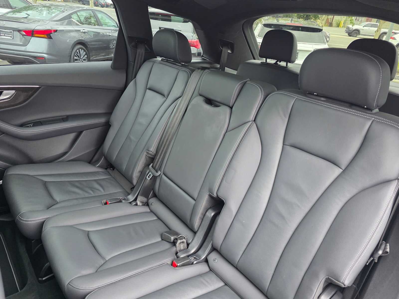 2025 Audi Q7 Premium Plus