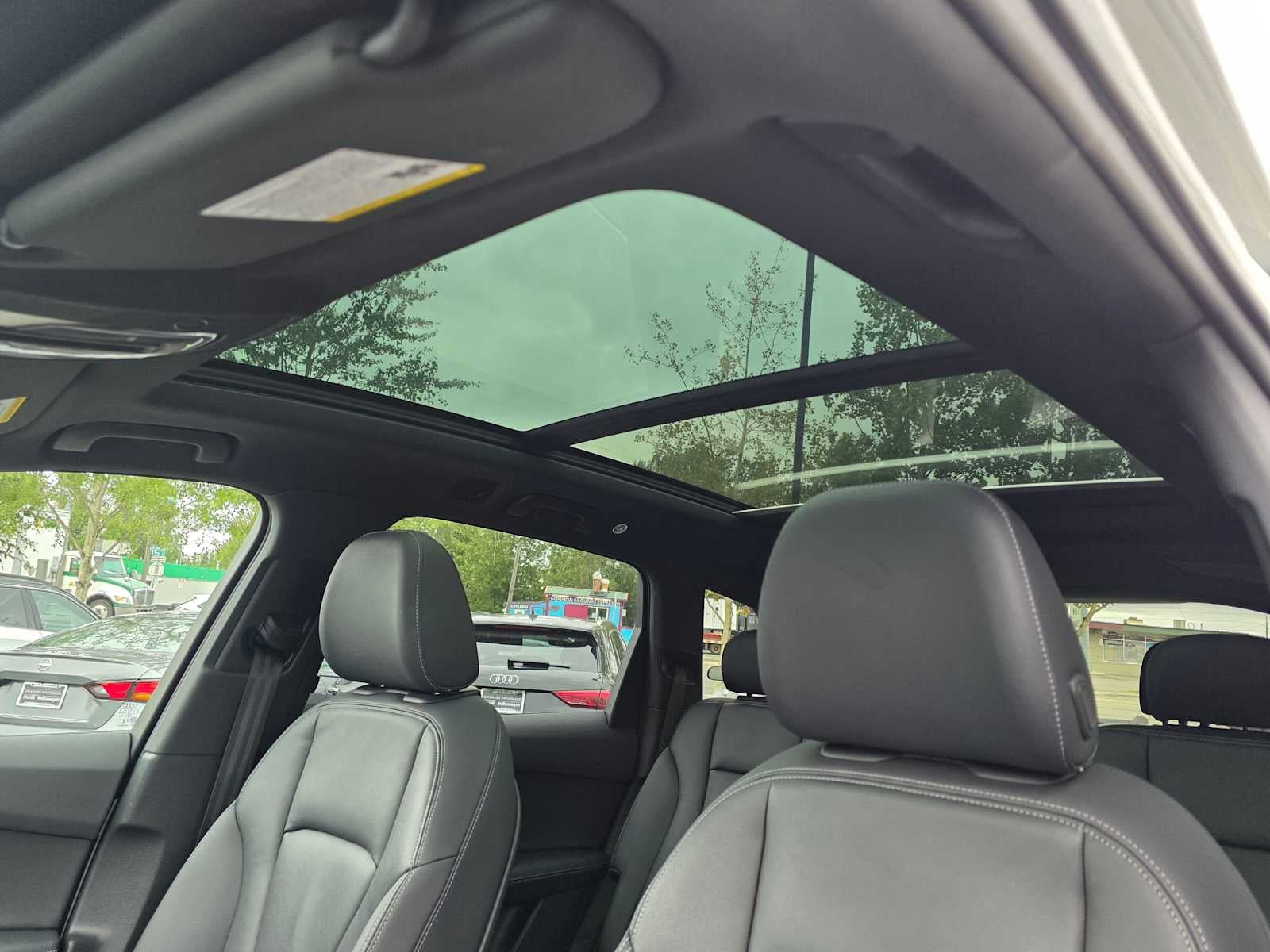 2025 Audi Q7 Premium Plus