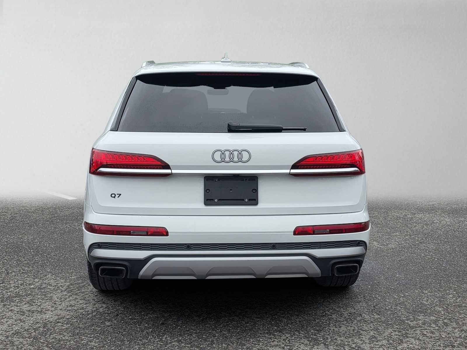 2025 Audi Q7 Premium Plus