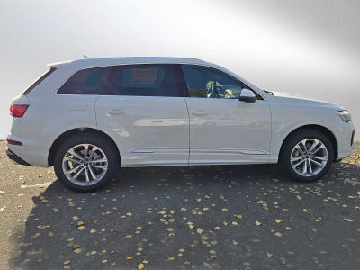 2025 Audi Q7 Premium Plus