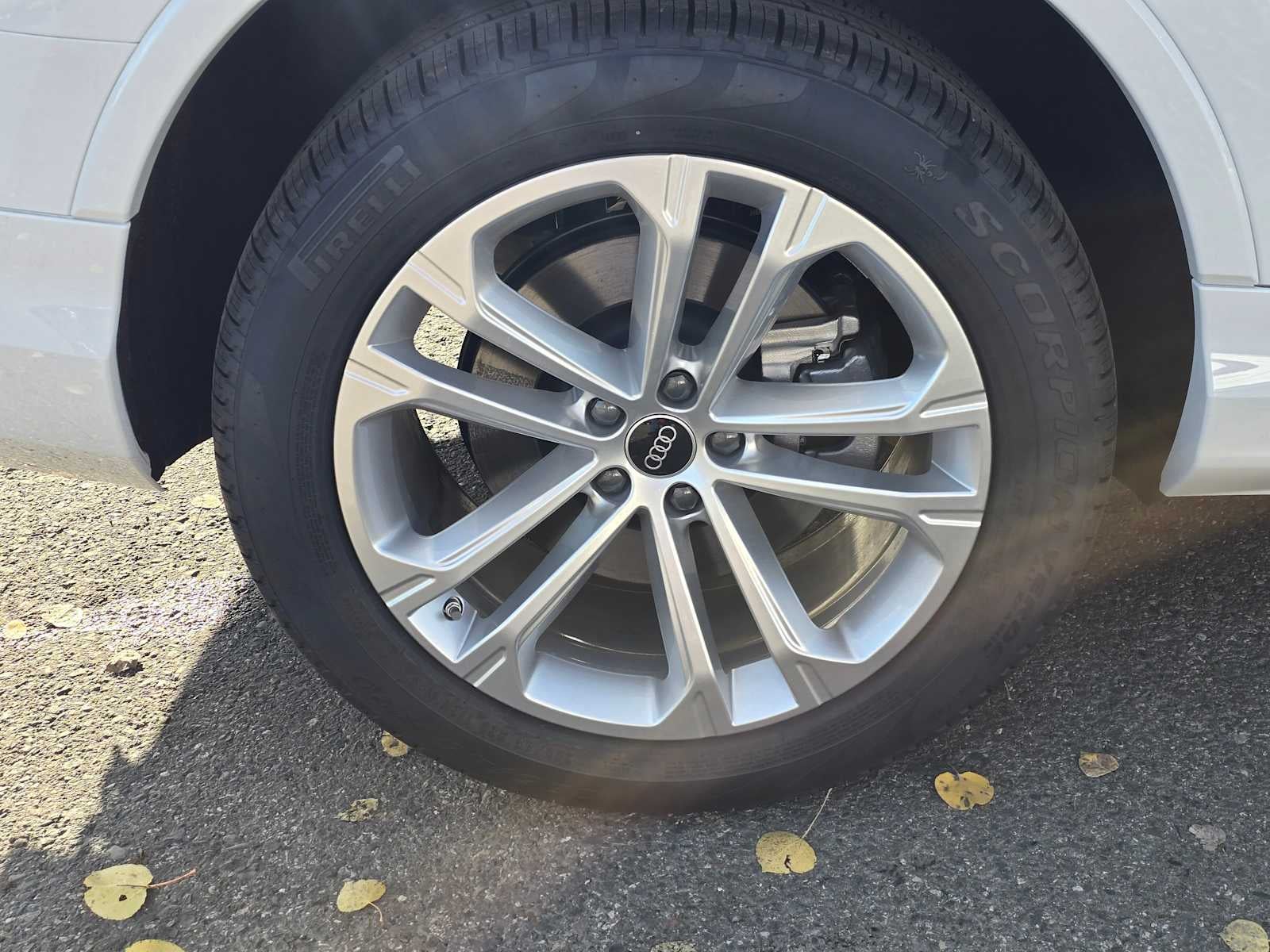 2025 Audi Q7 Premium Plus