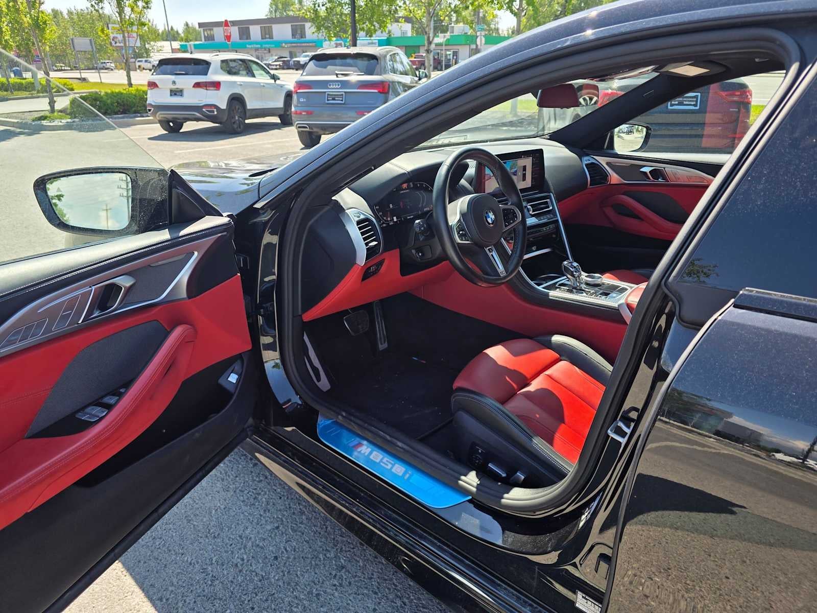 2025 BMW M850i xDrive M850i