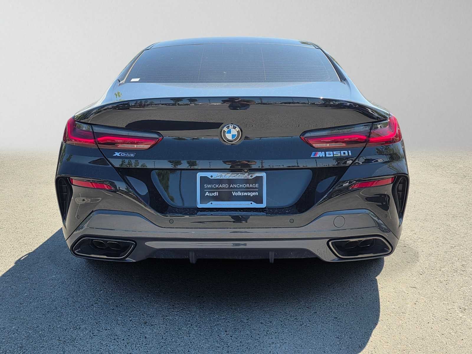 2025 BMW M850i xDrive M850i