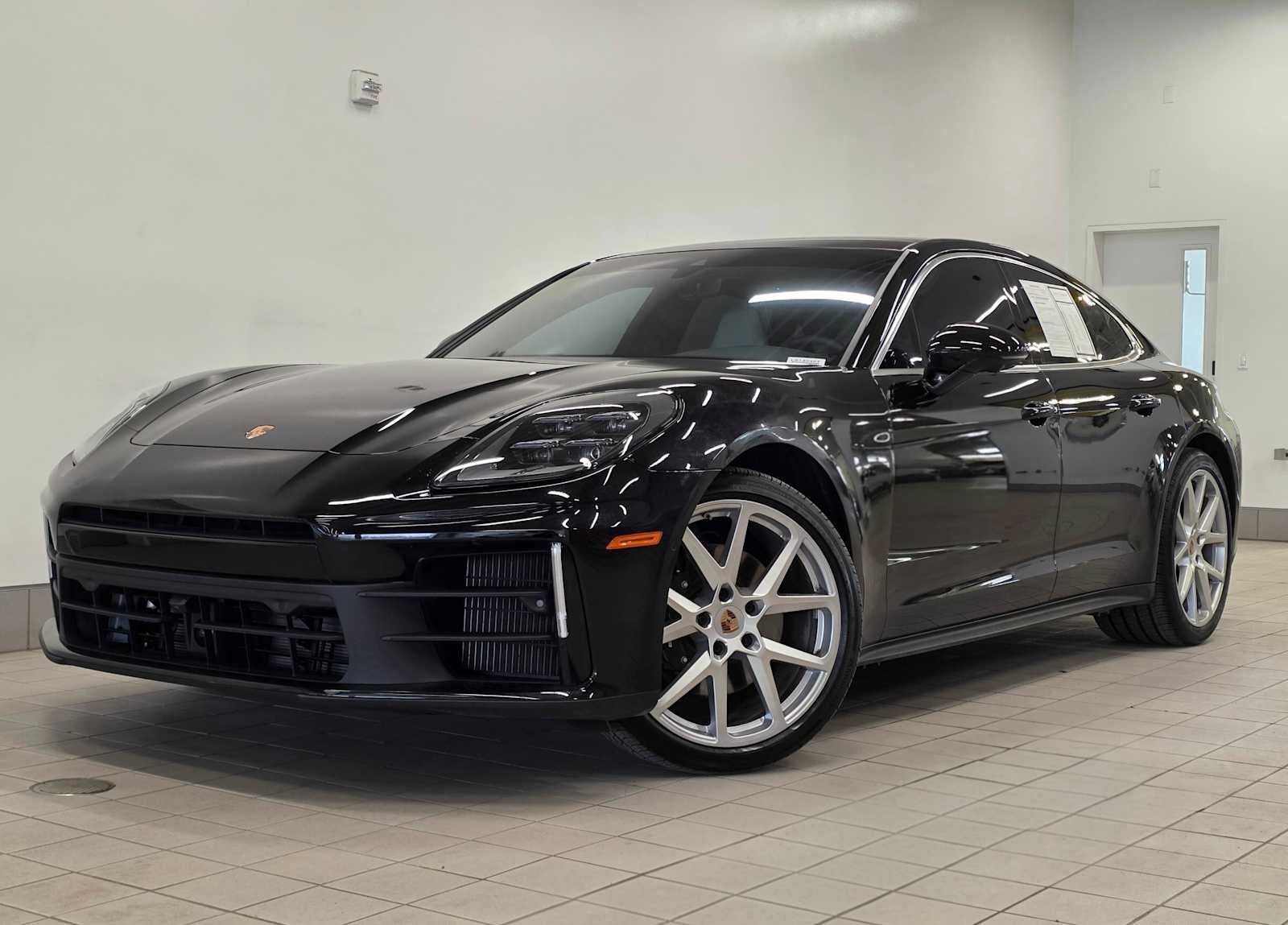 2025 Porsche Panamera