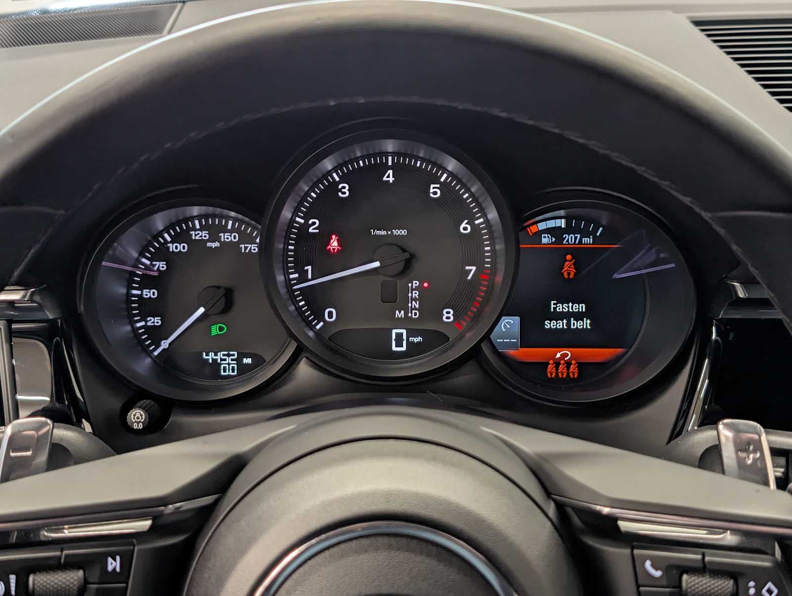 2025 Porsche Macan Base