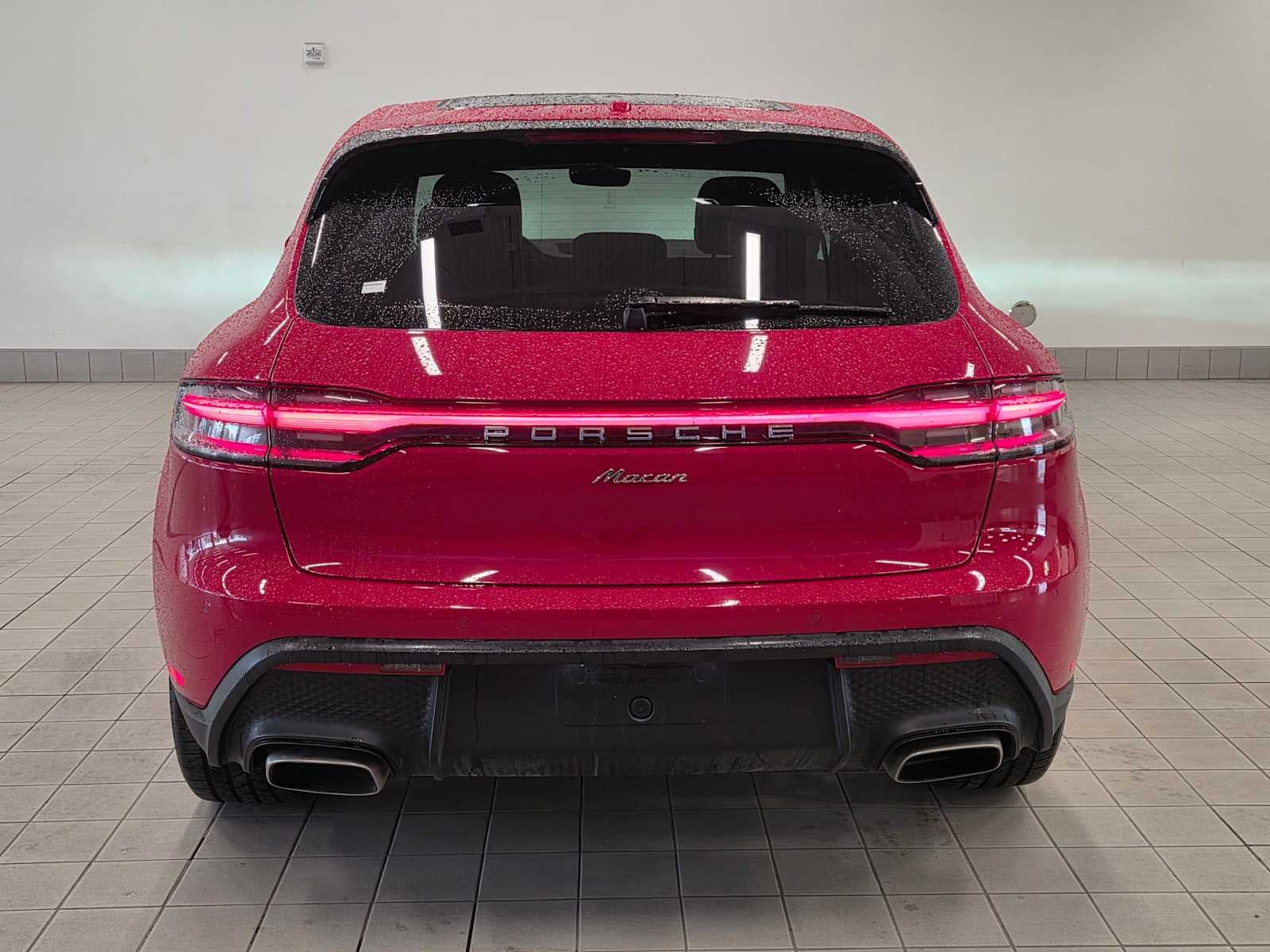 2025 Porsche Macan Base