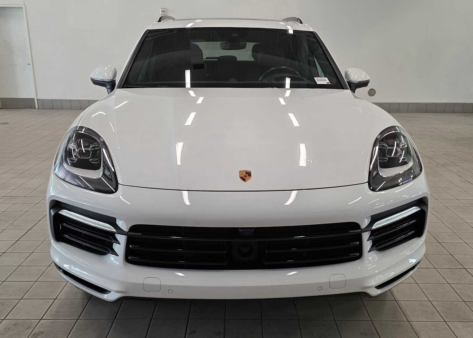 2023 Porsche Cayenne Base