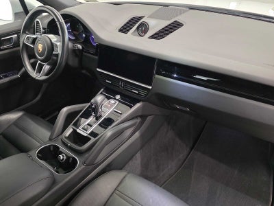 2023 Porsche Cayenne Base