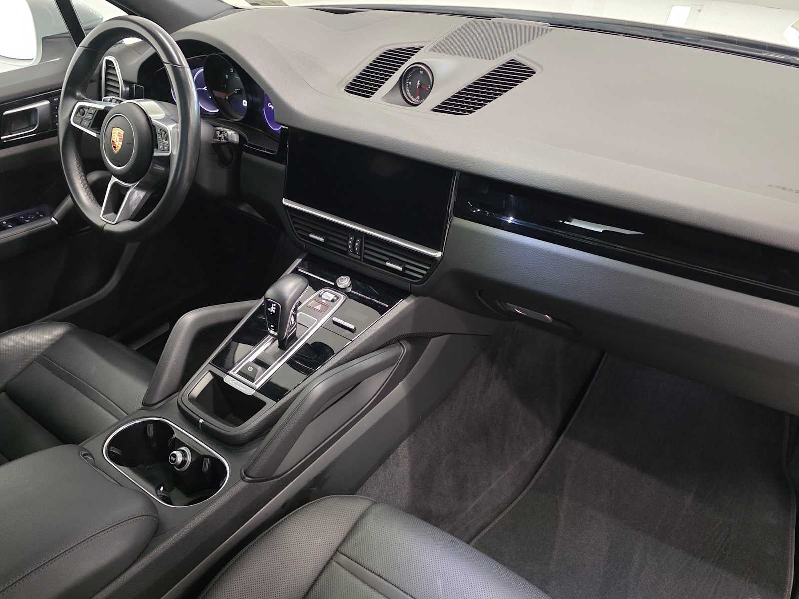 2023 Porsche Cayenne Base