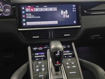 2023 Porsche Cayenne Base