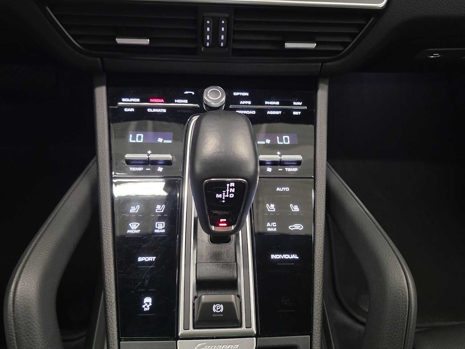 2023 Porsche Cayenne Base